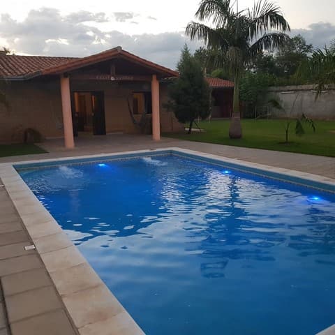 Pool und Terrasse