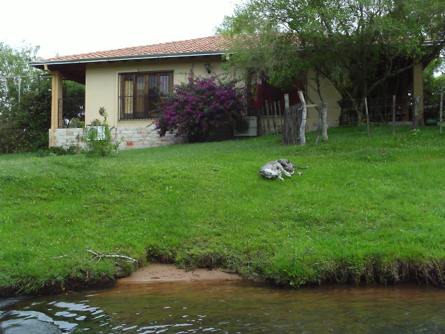 Wunderschönes Flussgrundstück in Paraguari