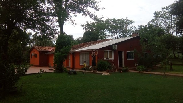 Granja mit Haus und 4 Hektare, in Yaguaron