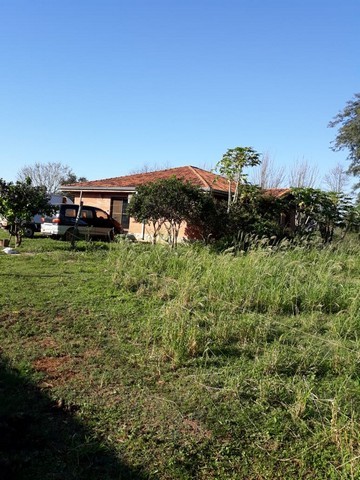 Bungalow mit ca 40 ha. Land bei Caazapá