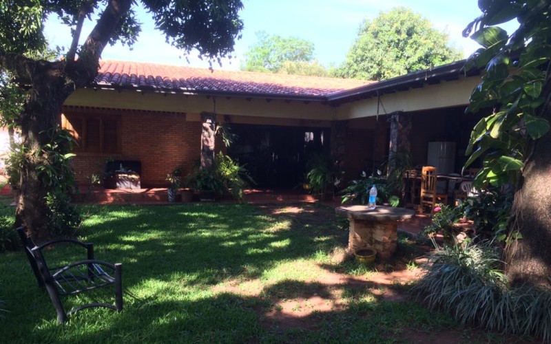Hochwertiges Haus, in zentraler Lage von Paraguari.