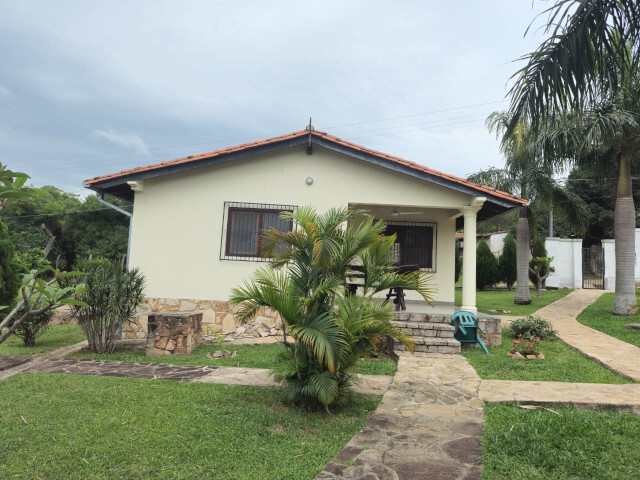 Kleines Gästehaus in Altos zu vermieten.